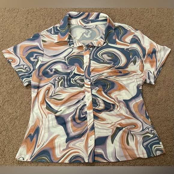 SO Women’s Juniors Marble Swirl Button Down Cinched Blouse Crop Top Size XL - Picture 13 of 14